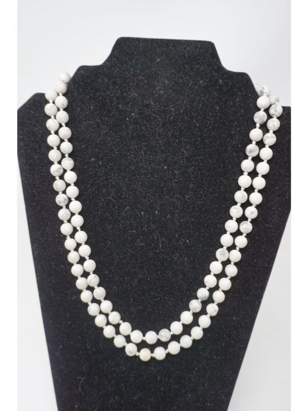 White Howlite Stone Beaded Necklace Double Strand Knotted 46" Long #J9-WP